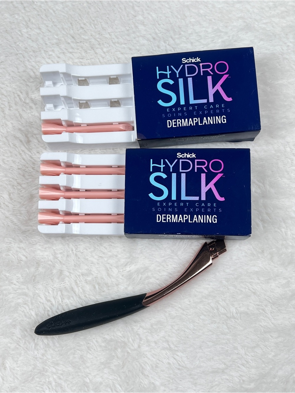 Schick Hydro Silk Dermaplaning Razor Handle + 5 Refills Bundle